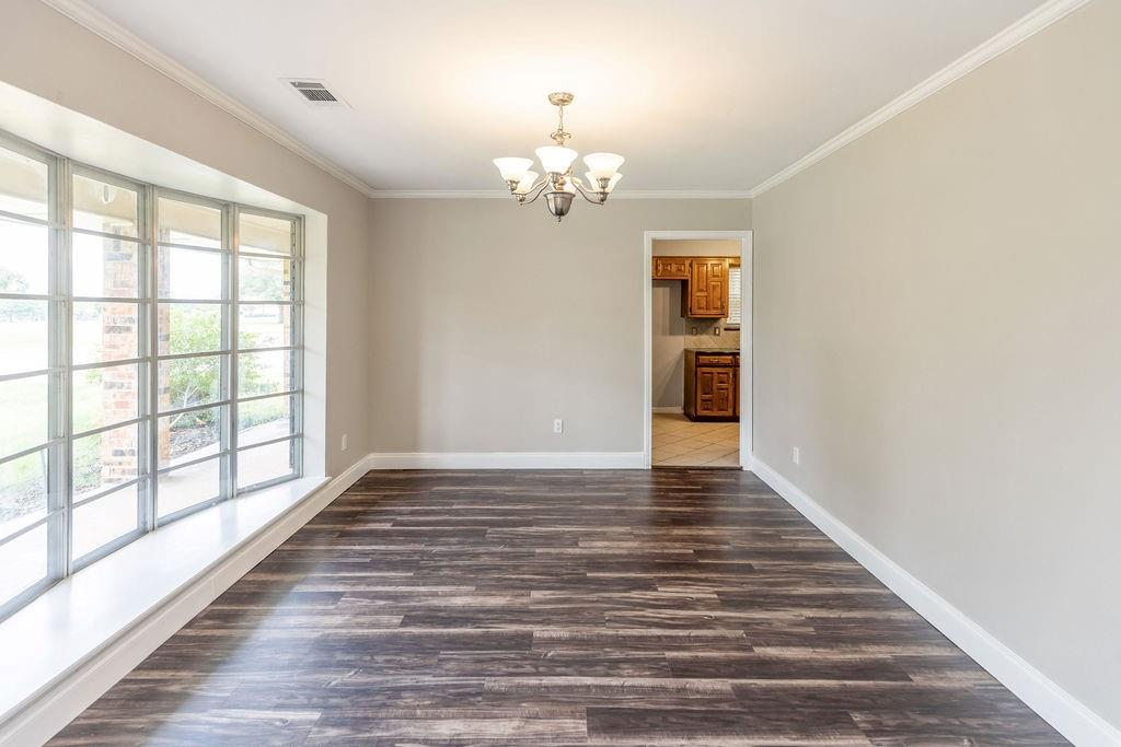 2700 Cross Bend Road