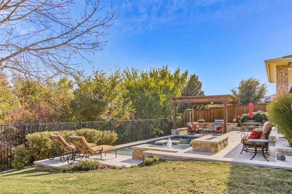 116 Townlake Drive