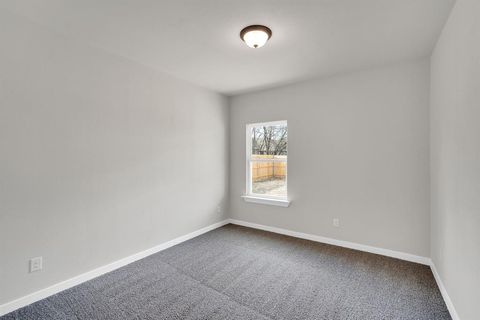 Tiny photo for 330 E Marshall Court, Palmer, TX 75152 (MLS # 21200485)