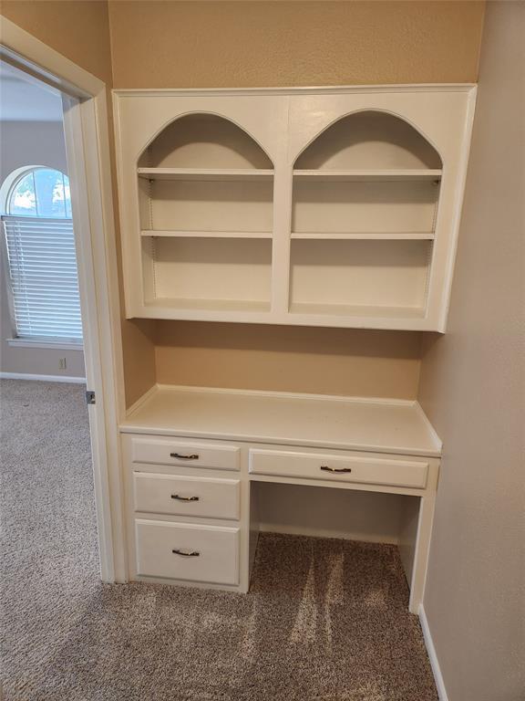 Gainesville, Texas 76240, United States, 3 Bedrooms Bedrooms, ,2 BathroomsBathrooms,Residential,Pending,40186