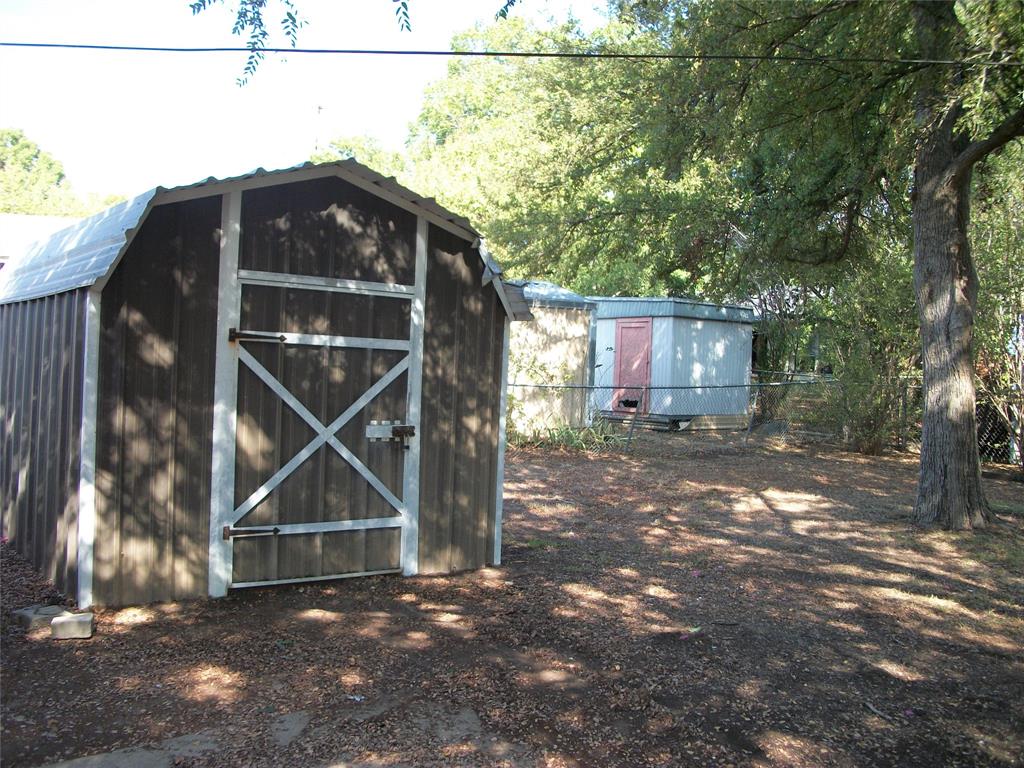 Gainesville, Texas 76240, United States, 3 Bedrooms Bedrooms, ,2 BathroomsBathrooms,Residential,Pending,40186