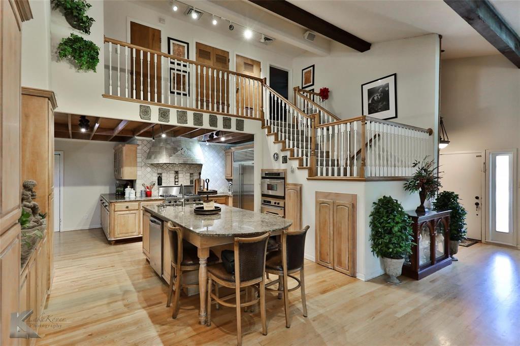 1242 Canterbury Drive