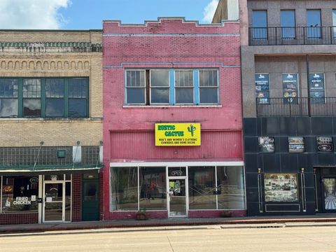 111 W Moore Avenue Terrell TX 75160