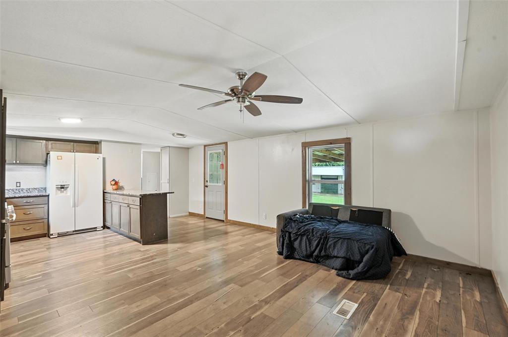525 Surrey Lane