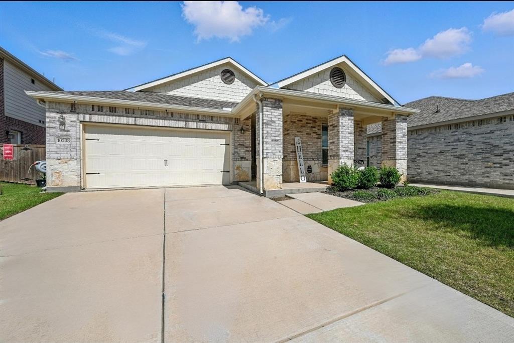 10208 Fox Haven Court