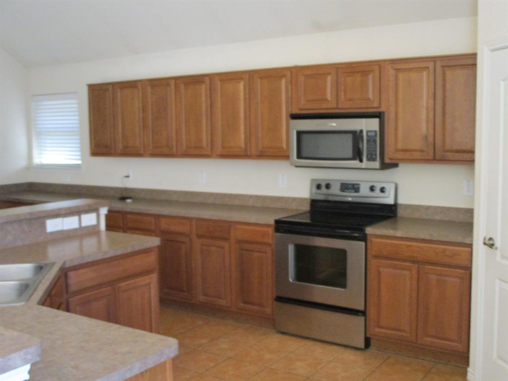 Villages Of Woodland Spgs - Residential Lease