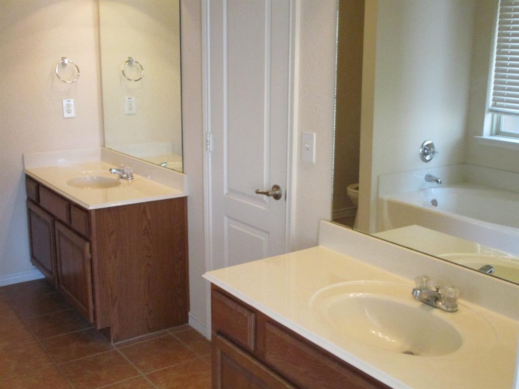 Villages Of Woodland Spgs - Residential Lease