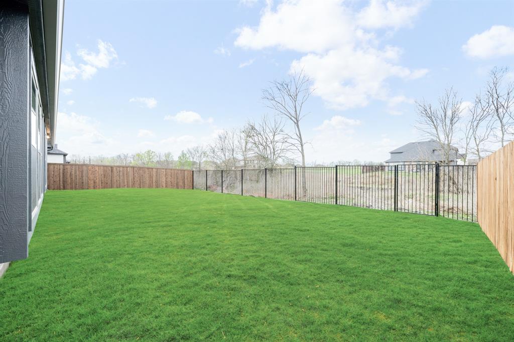 Sonoma Verde - Residential