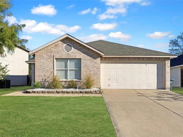 10112 Chapel Glen Terrace Fort Worth TX 76116