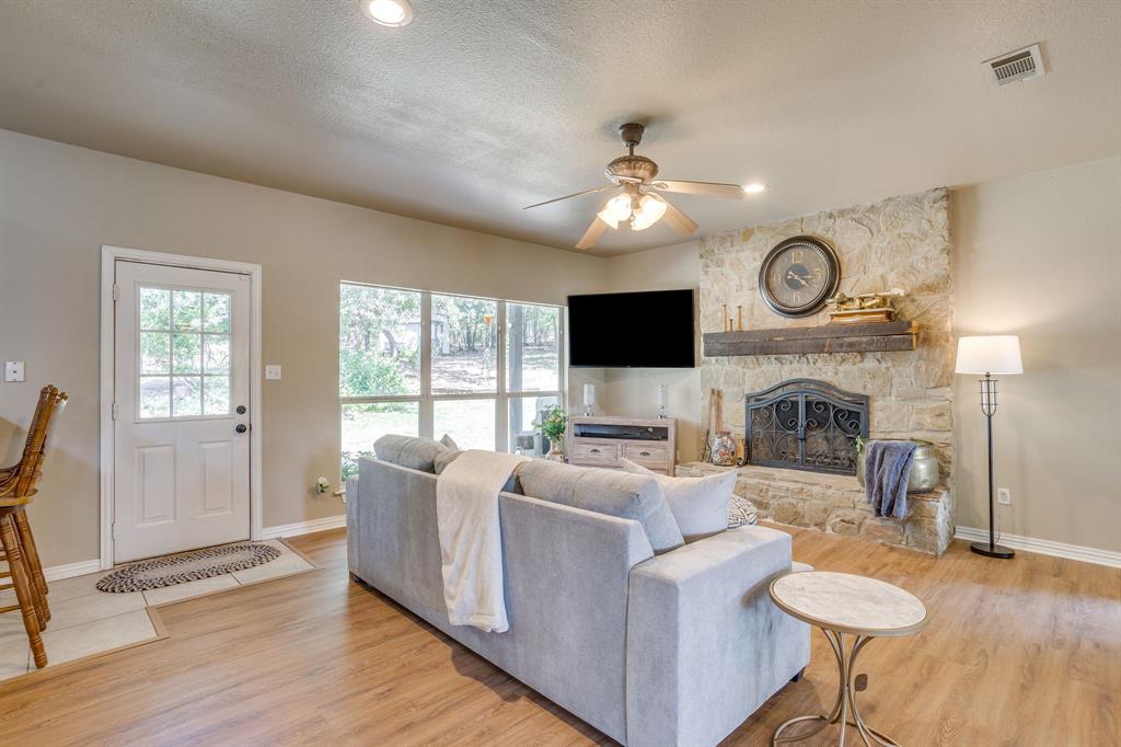 1129 Crazy Horse Trail