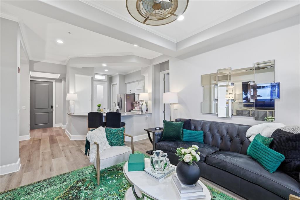 301 Watermere Drive 306