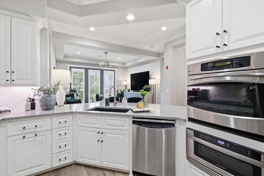301 Watermere Drive 306