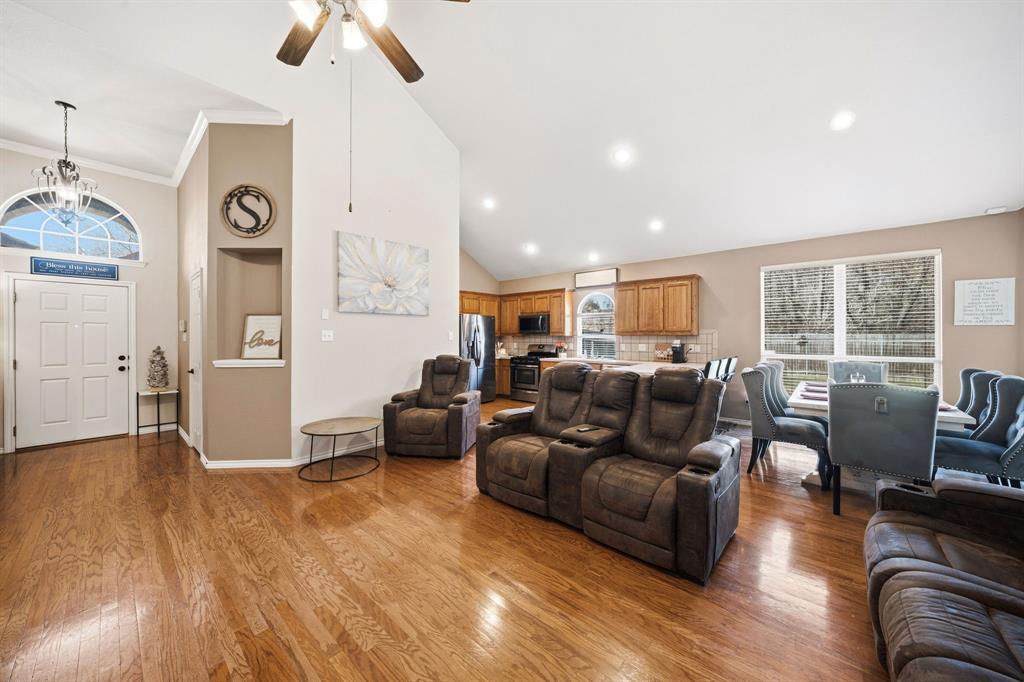 6915 Chapelridge Drive