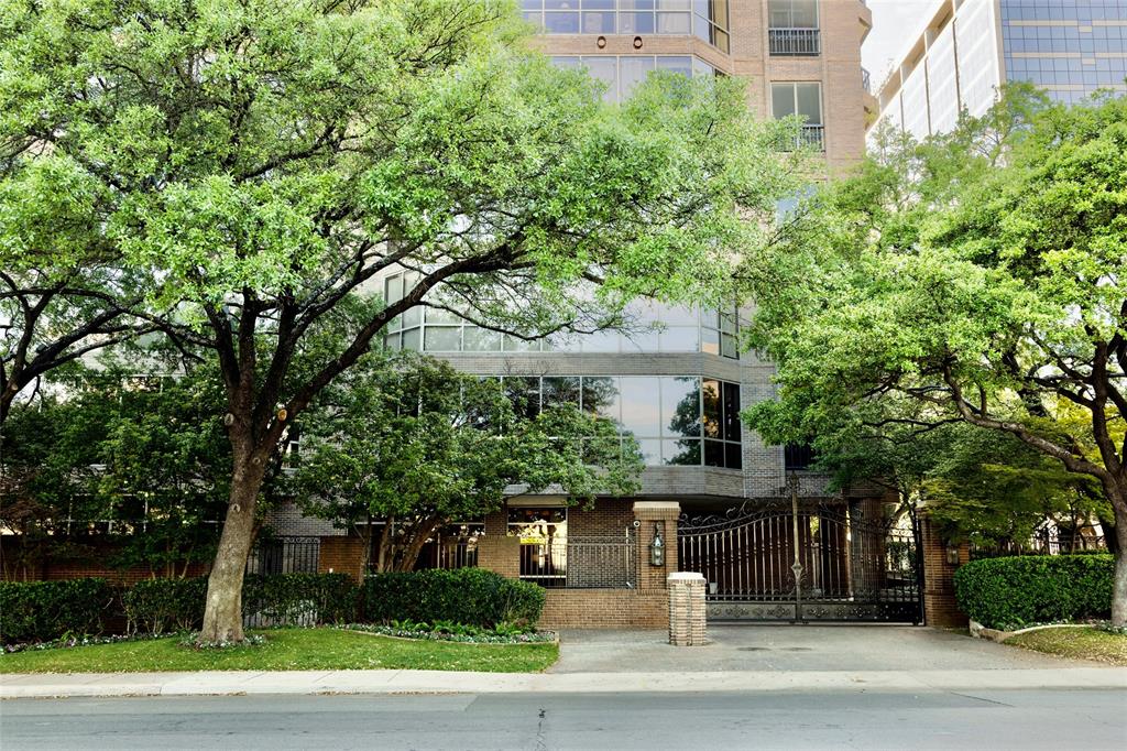 8181 Douglas Avenue PH 9-12