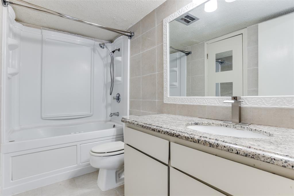 Richardson Life Style Twnhms - Residential