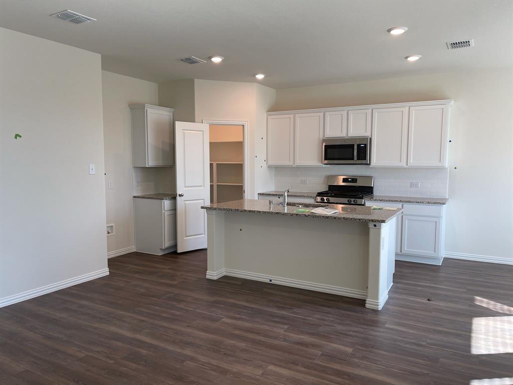 Arcadia Farms Ph 8 - Residential Lease