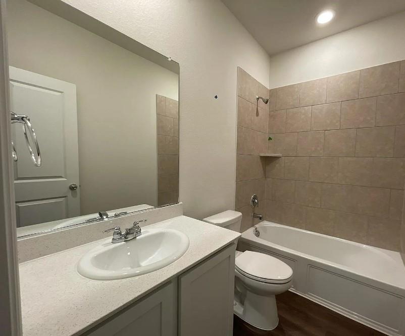 Arcadia Farms Ph 8 - Residential Lease