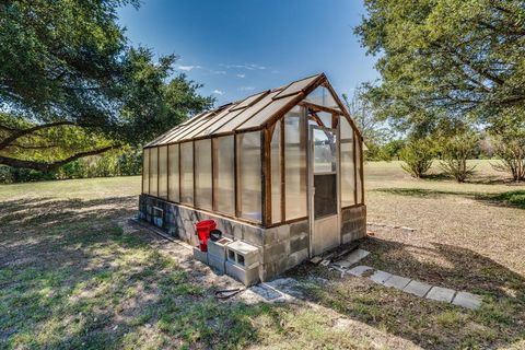 A home in Waxahachie