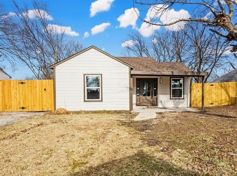 606 SE 10th Street Grand Prairie TX 75051