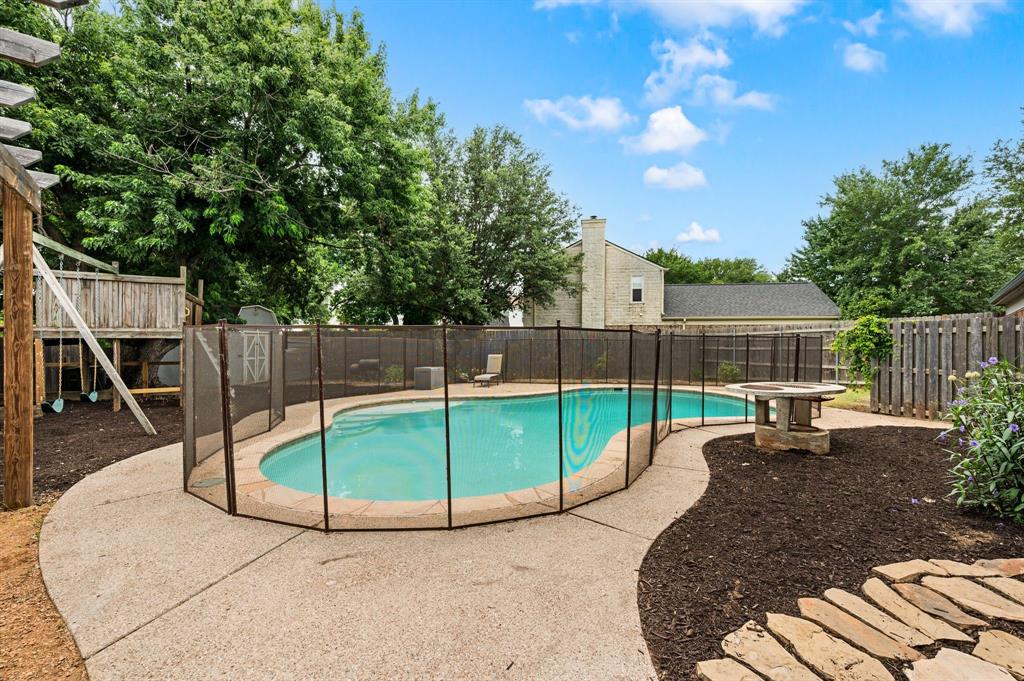 Hurst, Texas 76054, United States, 4 Bedrooms Bedrooms, ,3 BathroomsBathrooms,Residential,Active,161084