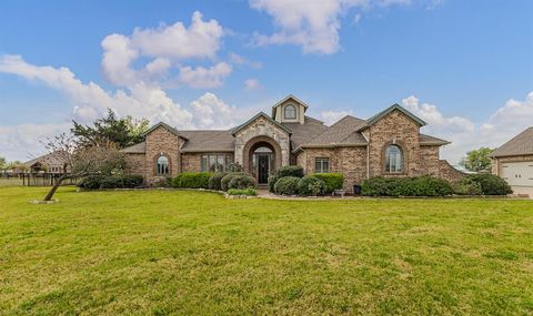 Photo of 119 Equestrian Drive, Rockwall, TX 75032 (MLS # 21218095)