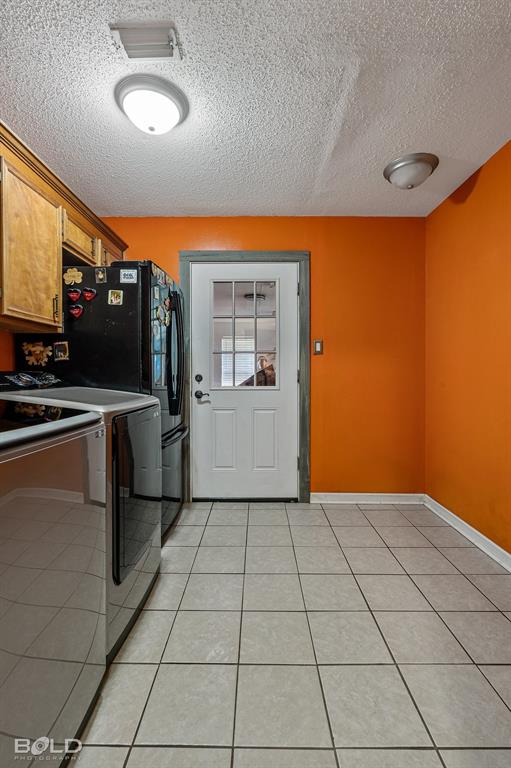 Meadowlake Estate - Residential