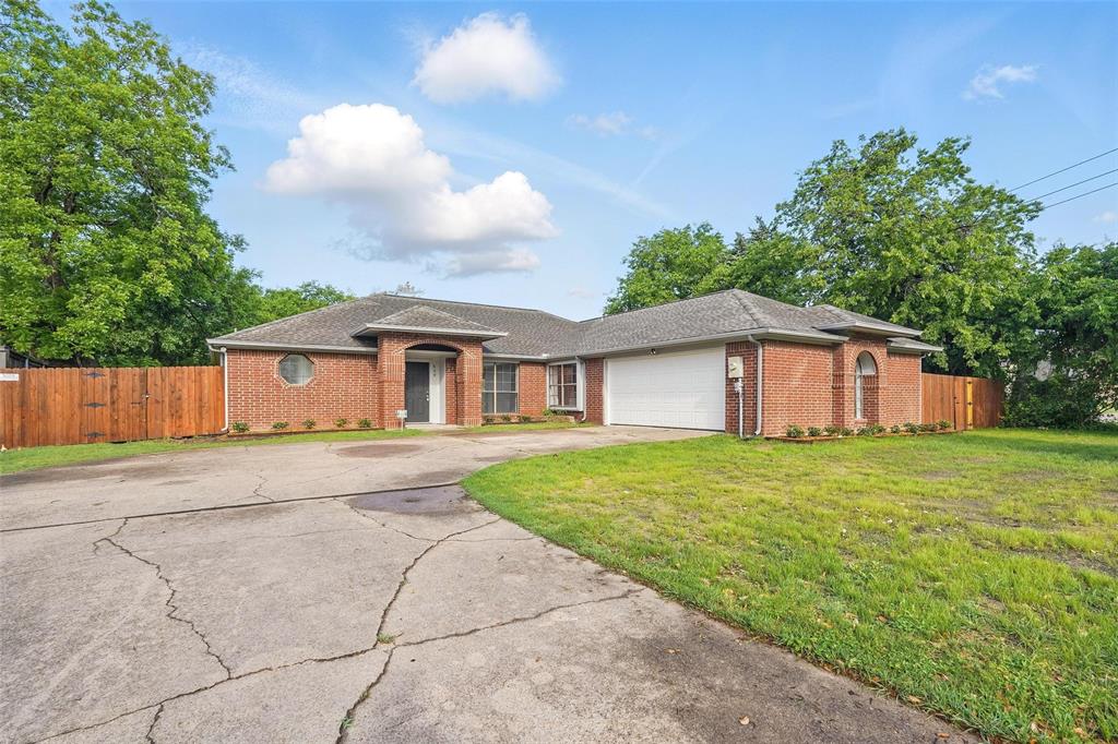 829 Hunters Creek Drive