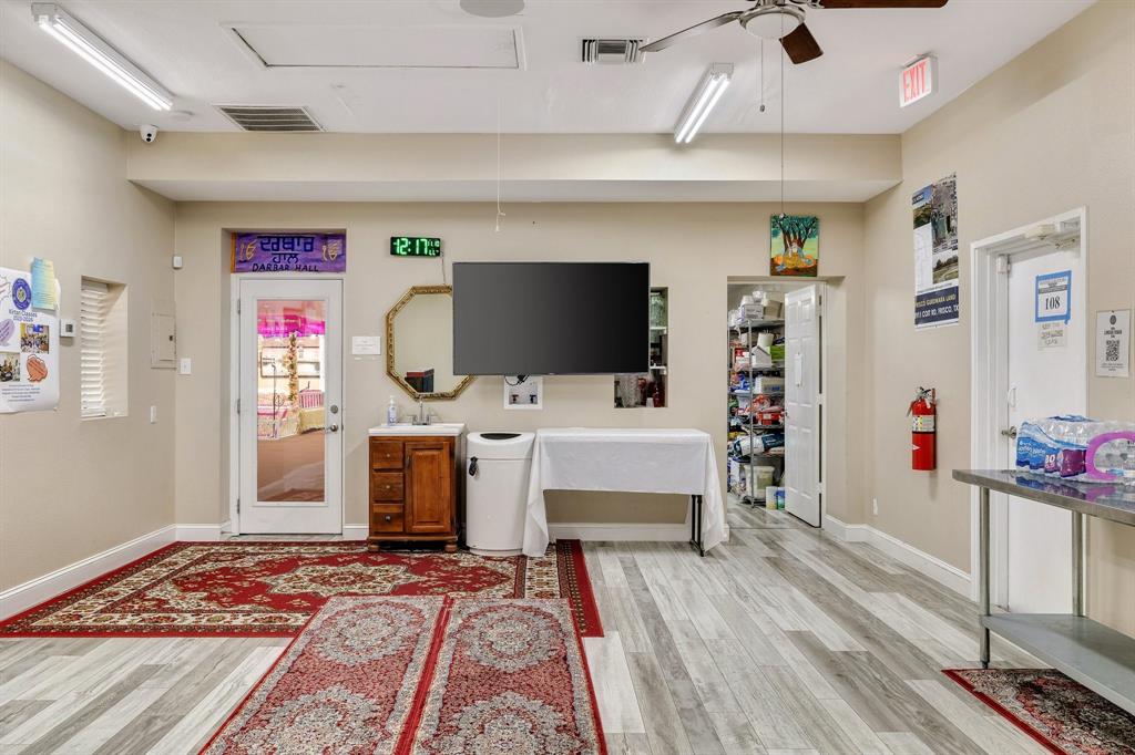 ABS A0005 NORRIS AUSTIN SURVEY, TRACT 63, 1.0 - Commercial Sale