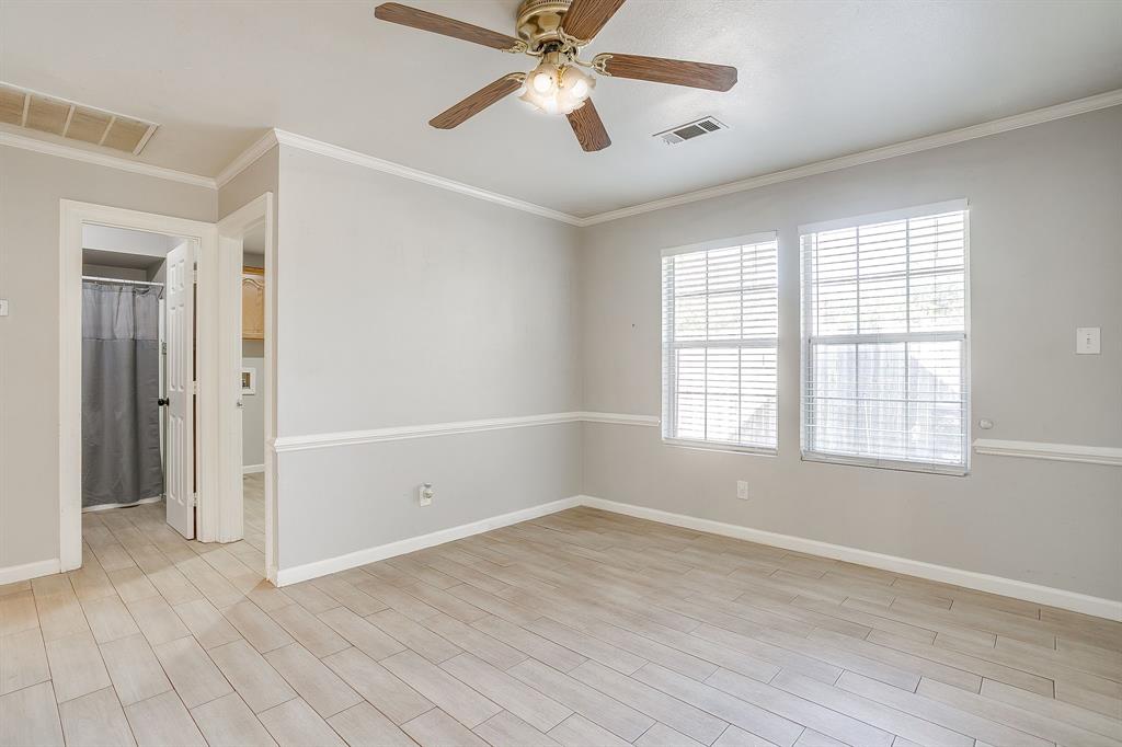 1633 Trinity View Street