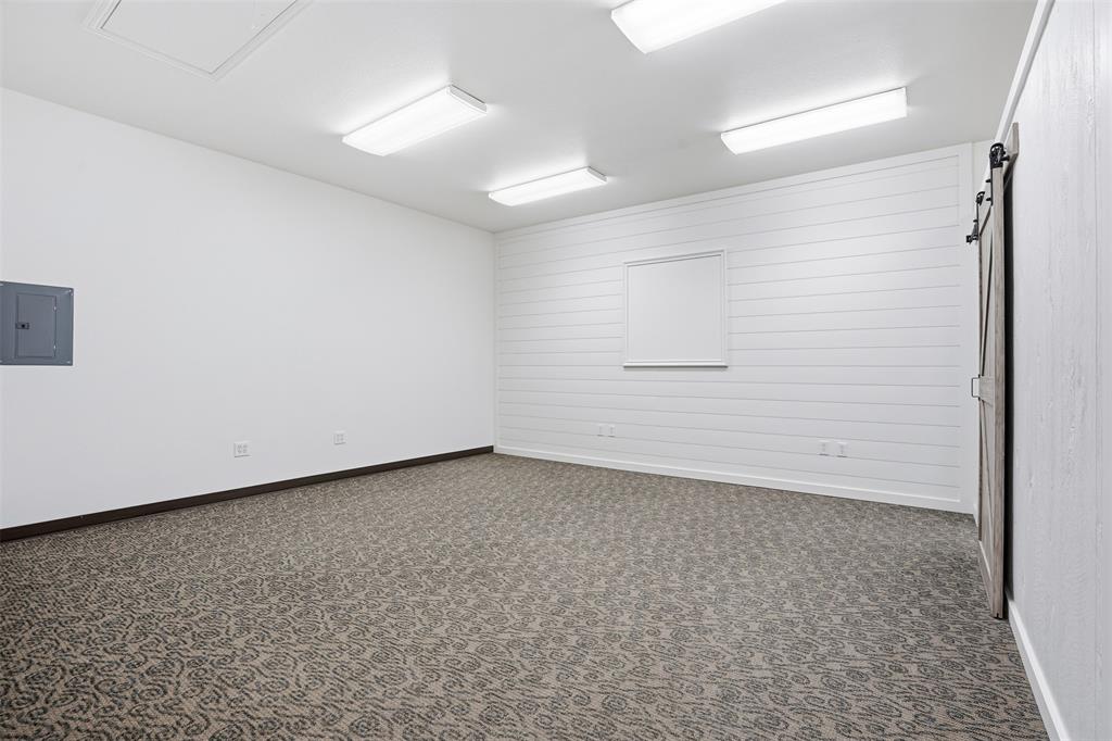 Emmitt Add - Commercial Lease