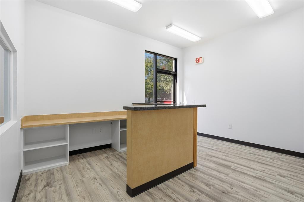 Emmitt Add - Commercial Lease