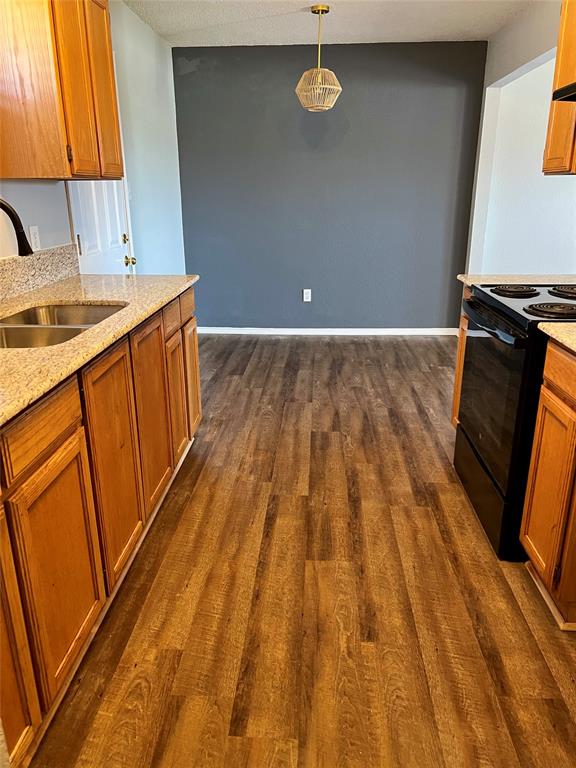 Lakeview Estates - Residential Lease