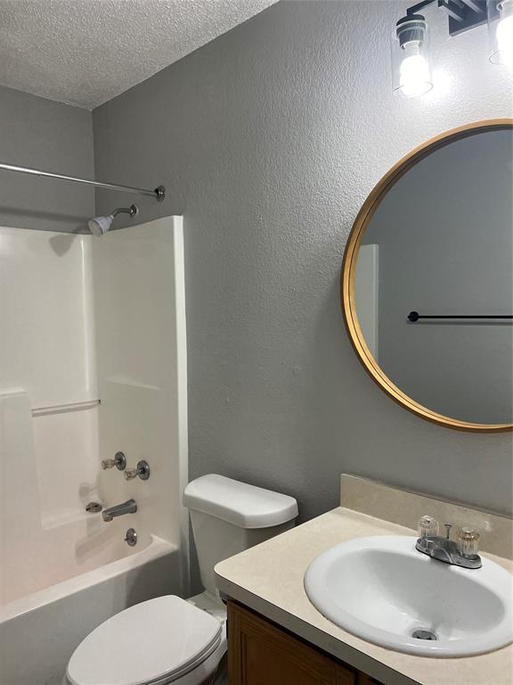 Lakeview Estates - Residential Lease