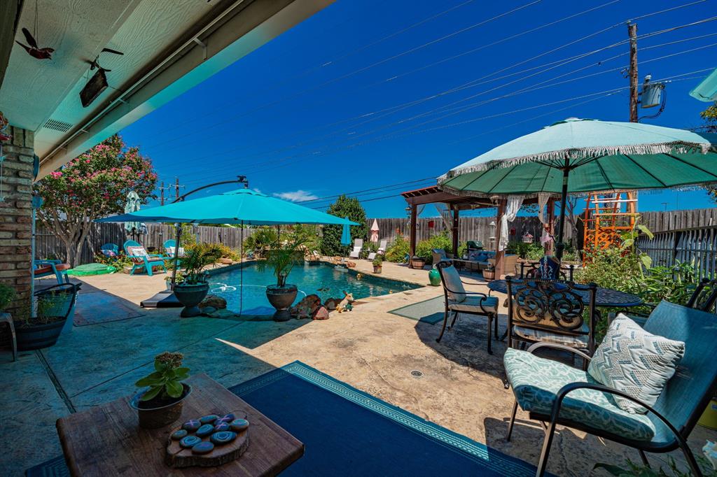 5040 Lake View Circle