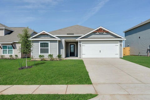 Photo of 5005 Delano Street, Greenville, TX 75401 (MLS # 21388913)