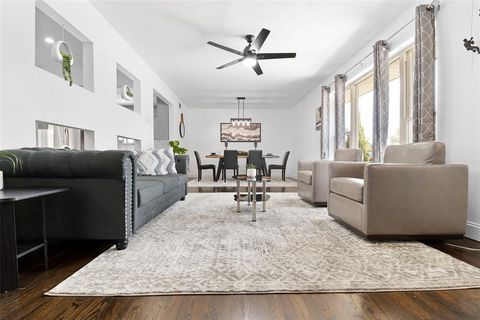 Photo of 3364 Darvany Drive, Dallas, TX 75220 (MLS # 20816129)