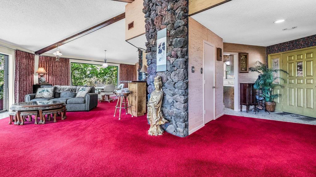 705 Camelot Court