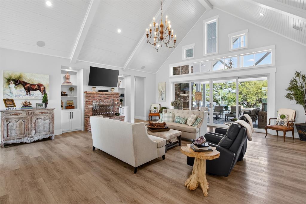 8070 Brownie Luker Blvd.