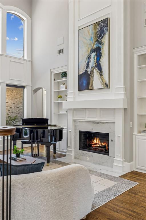7013 Peters Path