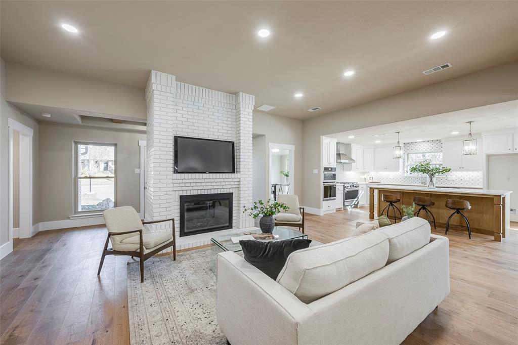 7204 Canongate Drive