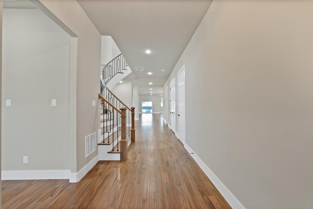 Suncrest Square Add - Residential