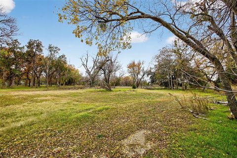 141 Roberts Cut Off Road Fort Worth TX 76114