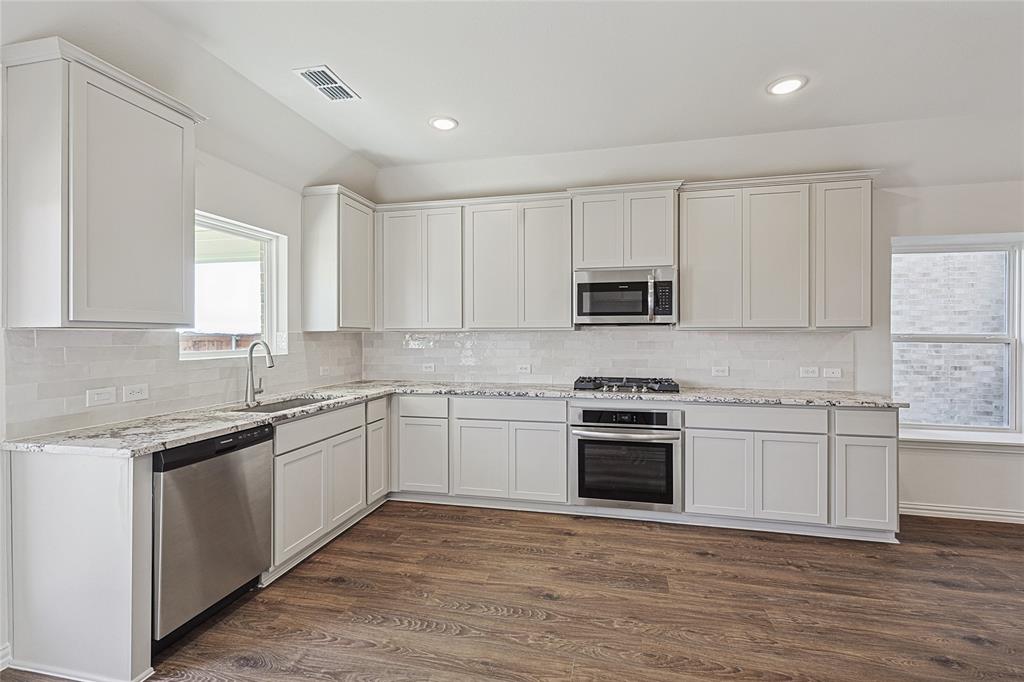 3907 Sky Drive