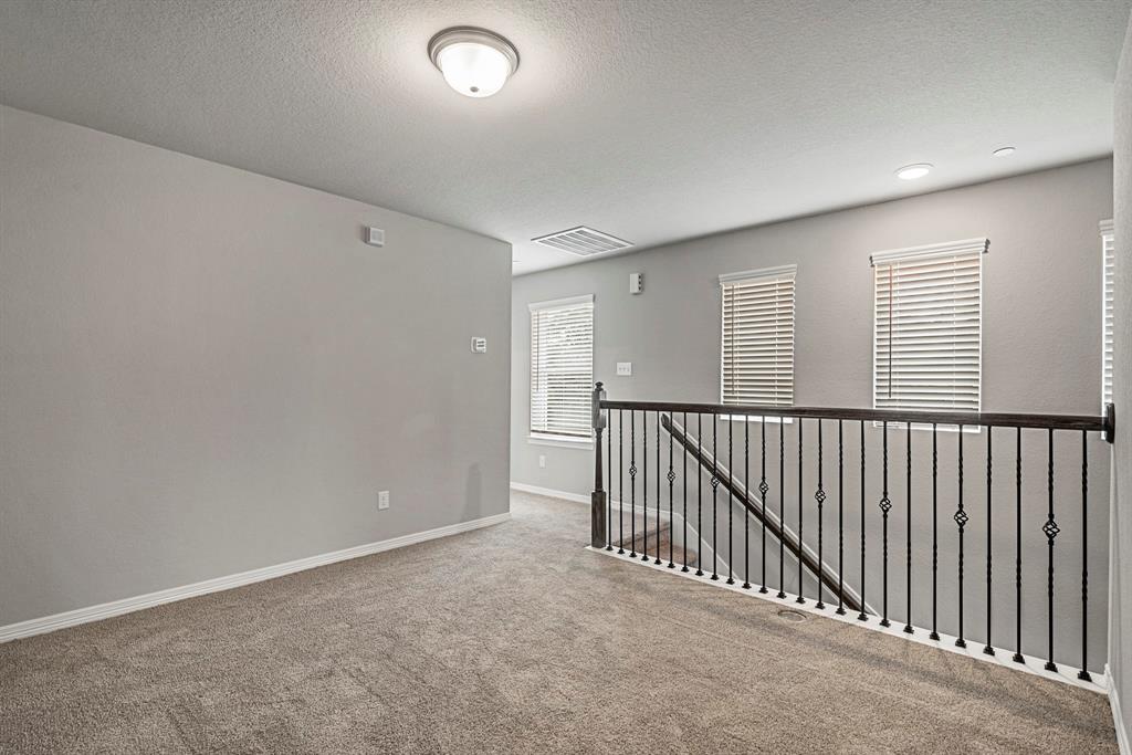 Cloverleaf Crossing Townhomes - Residential