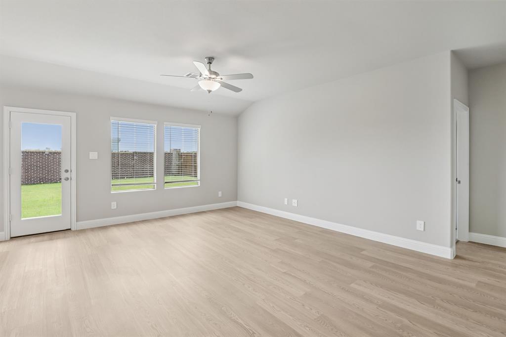 Lakehaven - Residential