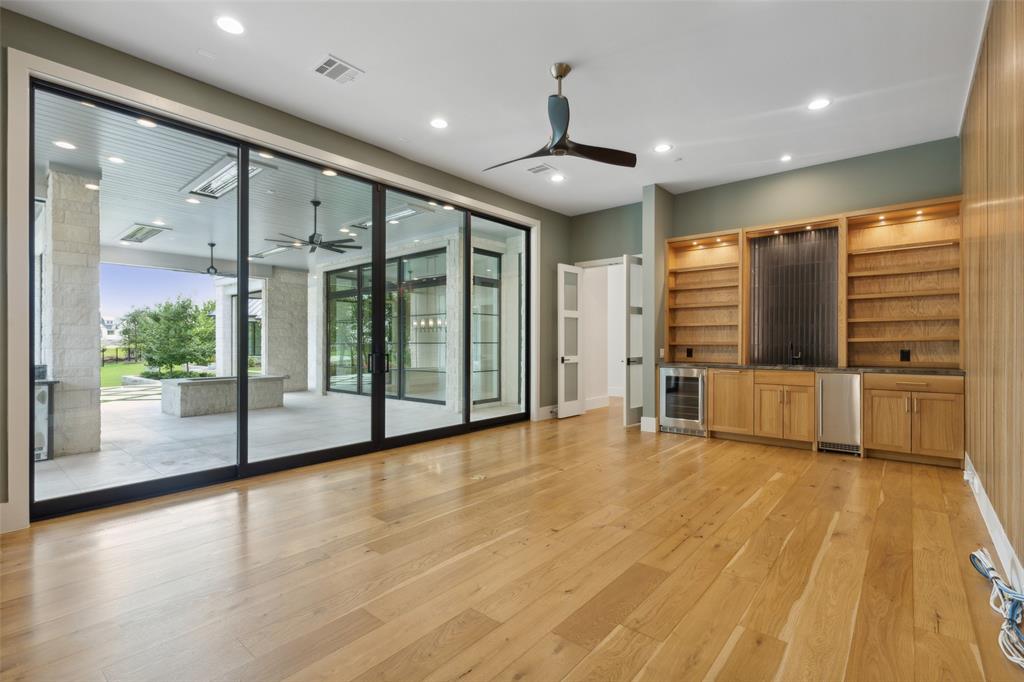 Twin Oaks - Residential