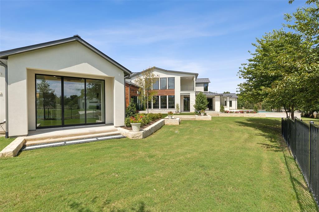 Twin Oaks - Residential