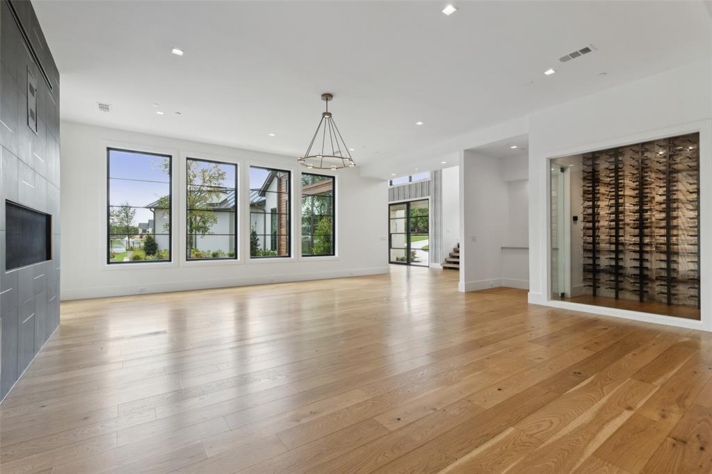 Twin Oaks - Residential