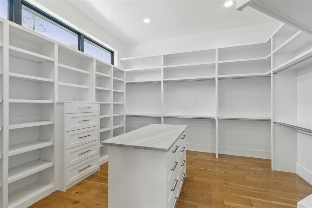 Twin Oaks - Residential