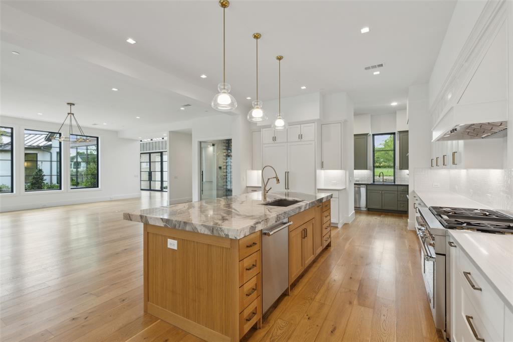 Twin Oaks - Residential